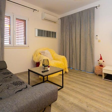 Apartman Angie Makarska Esterno foto