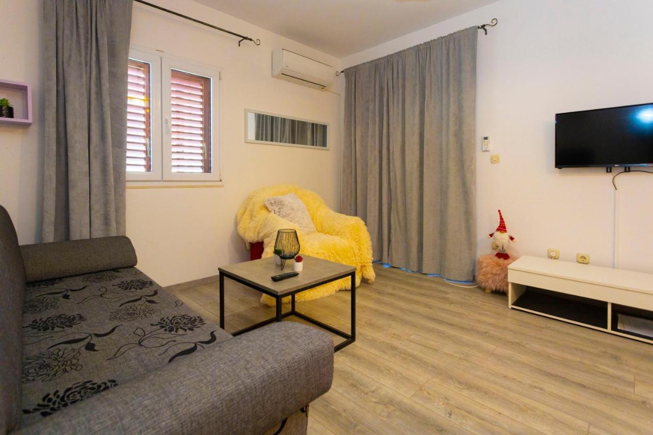 Apartman Angie Makarska Esterno foto