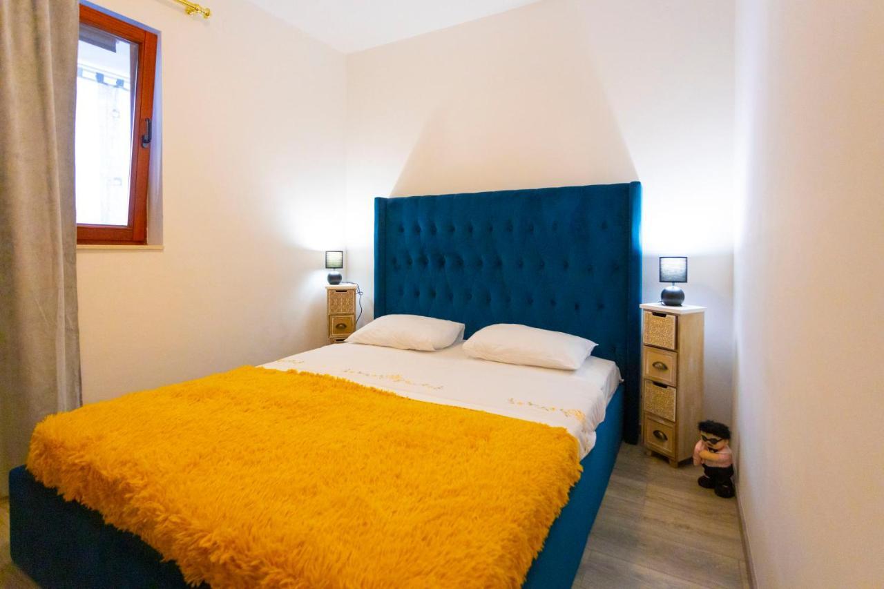 Apartman Angie Makarska Esterno foto